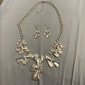 Necklace & earrings